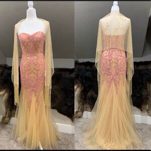 Elegant Strapless Embroidered Floral Lace & beading Fishtail Gown with Shawl